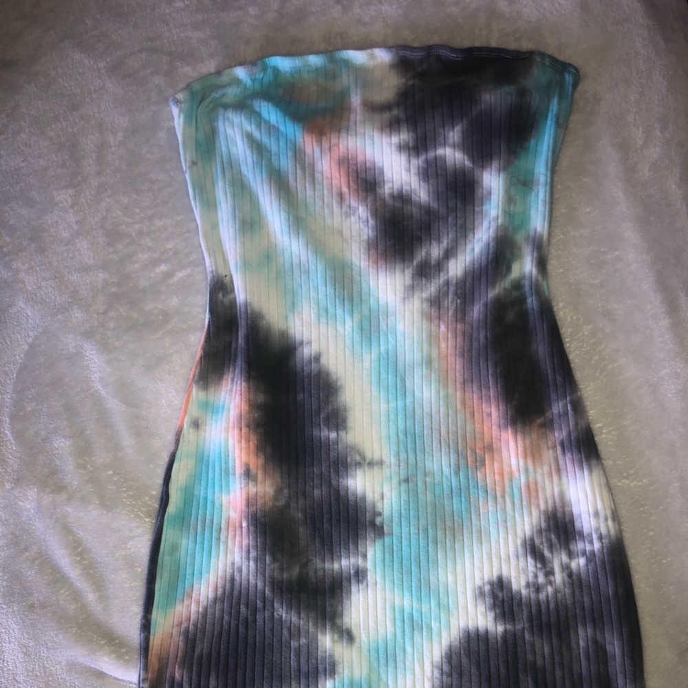 tye dye sleeveless dress